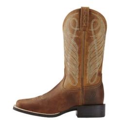 Round Up Wide Square Toe Western Boot