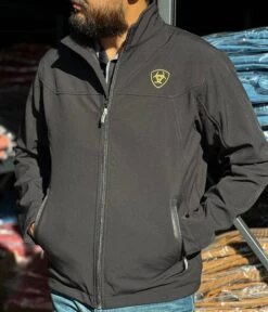 Ariat NEW Men’s Blk/Gold Soft-Shell Jacket 5 Ariat NEW Men’s Blk/Gold Soft-Shell Jacket -Western Cowboy Clothing IMG 04892