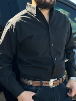 Ariat Solid Black Classic Fit Shirt -Western Cowboy Clothing IMG 0559 5b927425 eb31 406d a79c e2a137d7d6ed