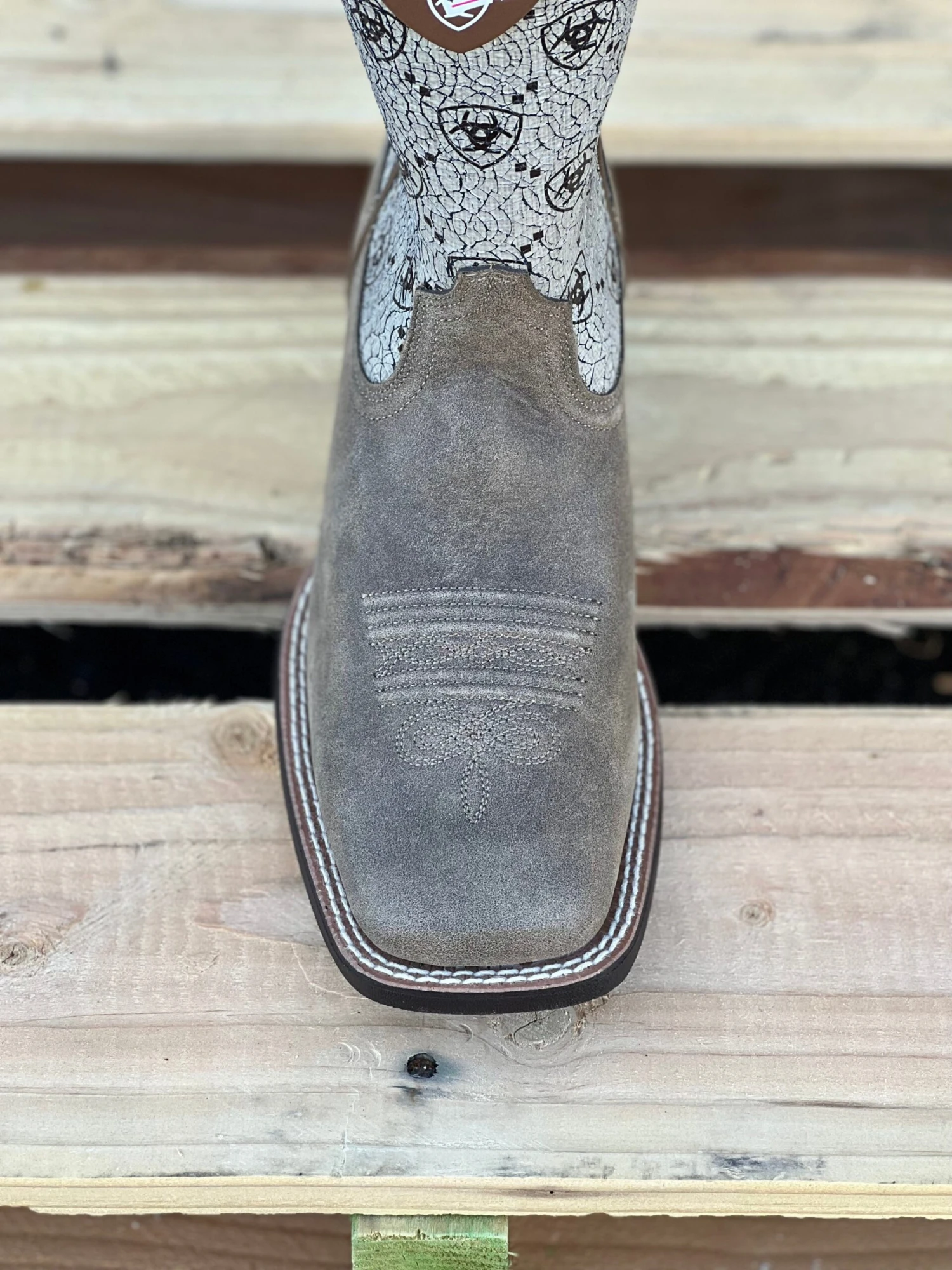 Ariat Brown Bomber Round Up Wide Square Toe Women Boot 5 Ariat Brown Bomber Round Up Wide Square Toe Women Boot - Image 5