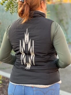 Ariat Women Reversible Chimayo Vest -Western Cowboy Clothing IMG 15112