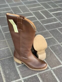 Dingo Brown Homestead Fashion Women Round Toe Boot -Western Cowboy Clothing IMG 3281 598926f3 15a4 40b7 8904 81d0499ce393