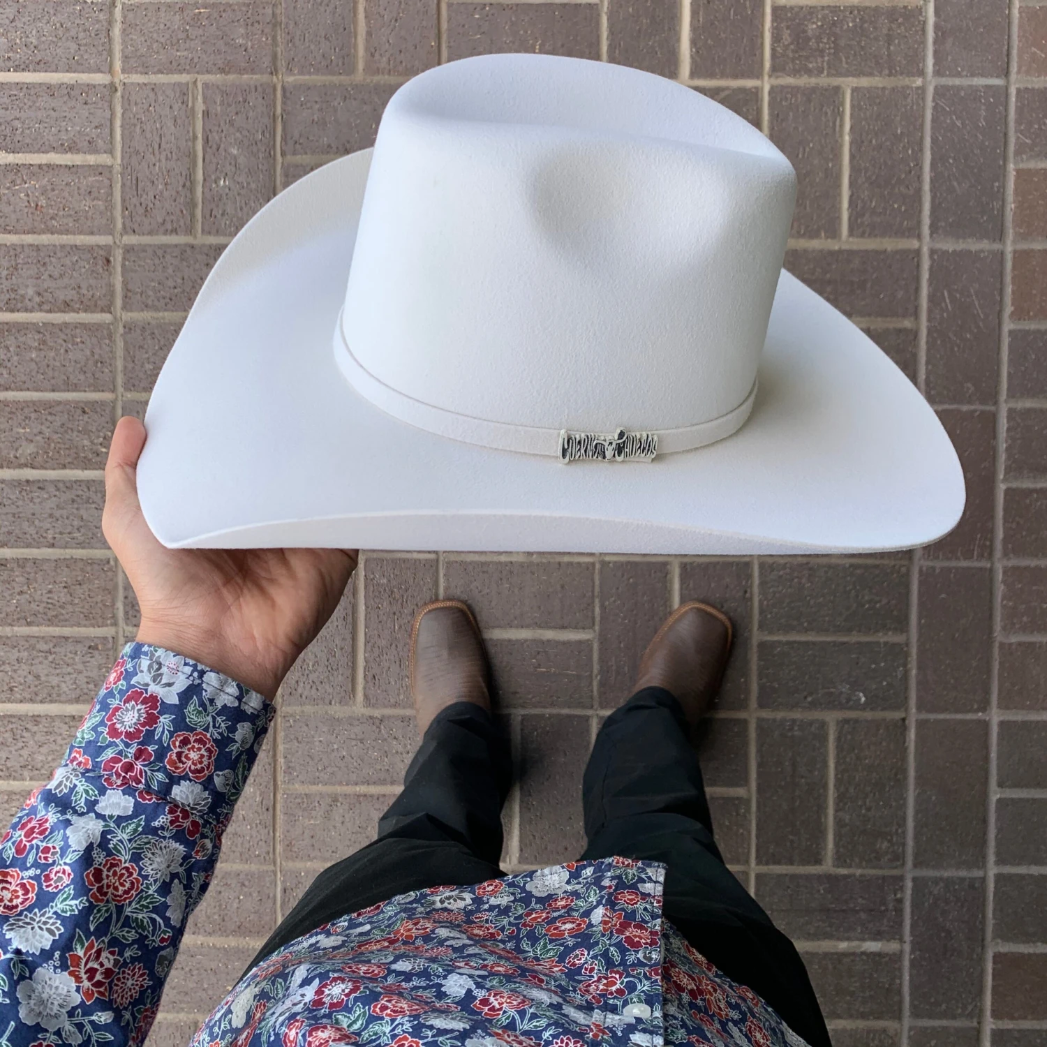 Renegado 6x White Premium Fur Felt Cowboy Hat (EXCLUSIVE ITEM) 1 Renegado 6x White Premium Fur Felt Cowboy Hat (EXCLUSIVE ITEM)