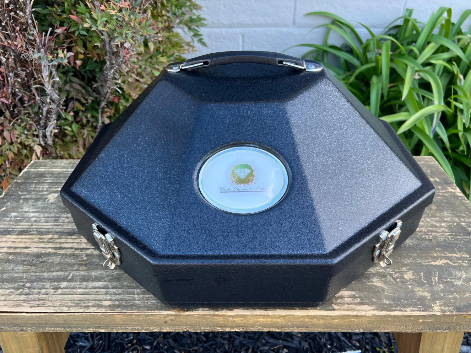 Hat Carrying Case (Black) - White Diamond Boots 1 Hat Carrying Case (Black) - White Diamond Boots