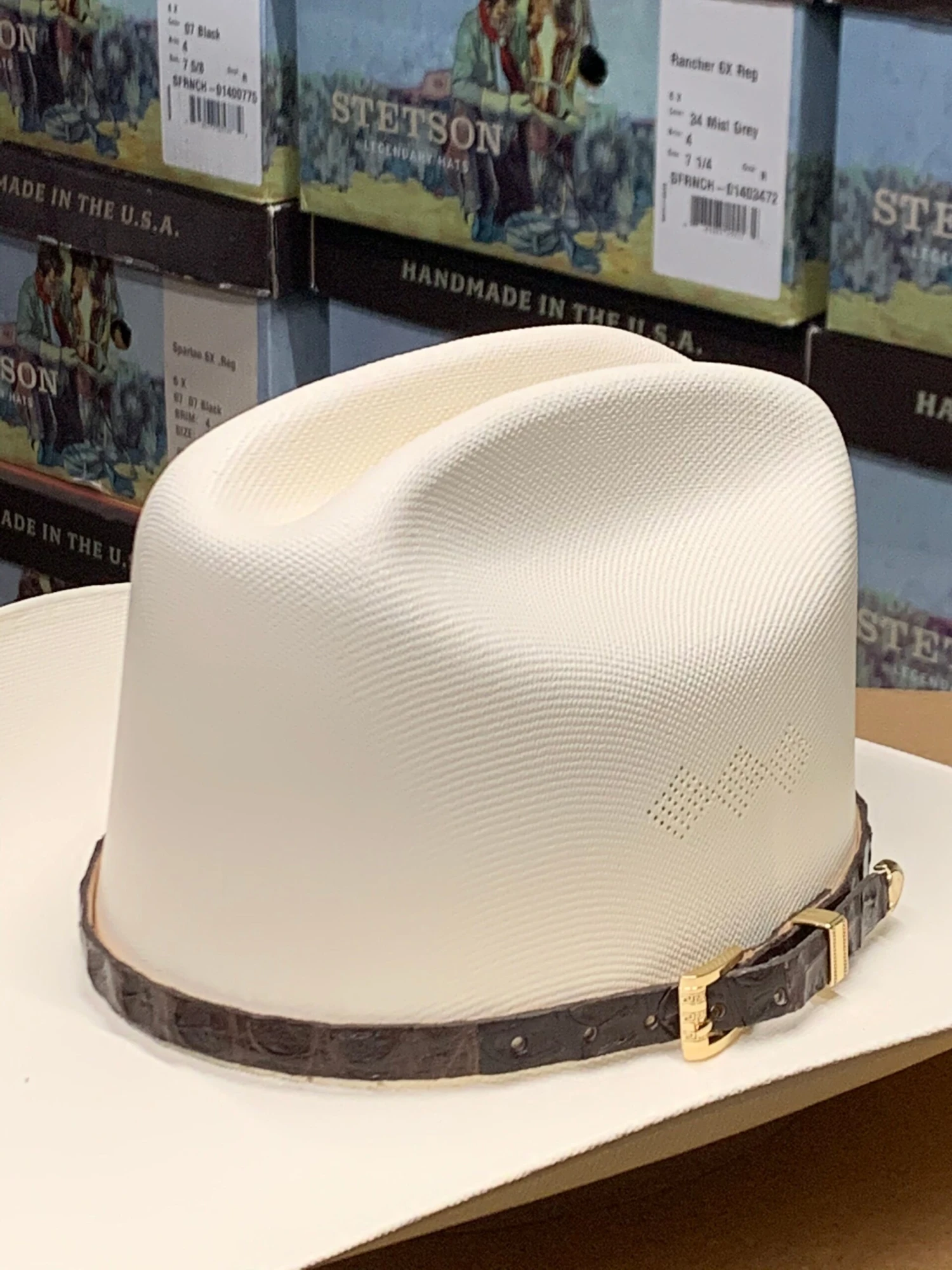 Tombstone 1000x Johnson (Copa Alta) With Dark Brown Caiman Leather Band 3 Tombstone 1000x Johnson (Copa Alta) With Dark Brown Caiman Leather Band - Image 3