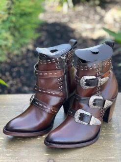 Cuadra Saltillo Golden Leather Ankle Boot