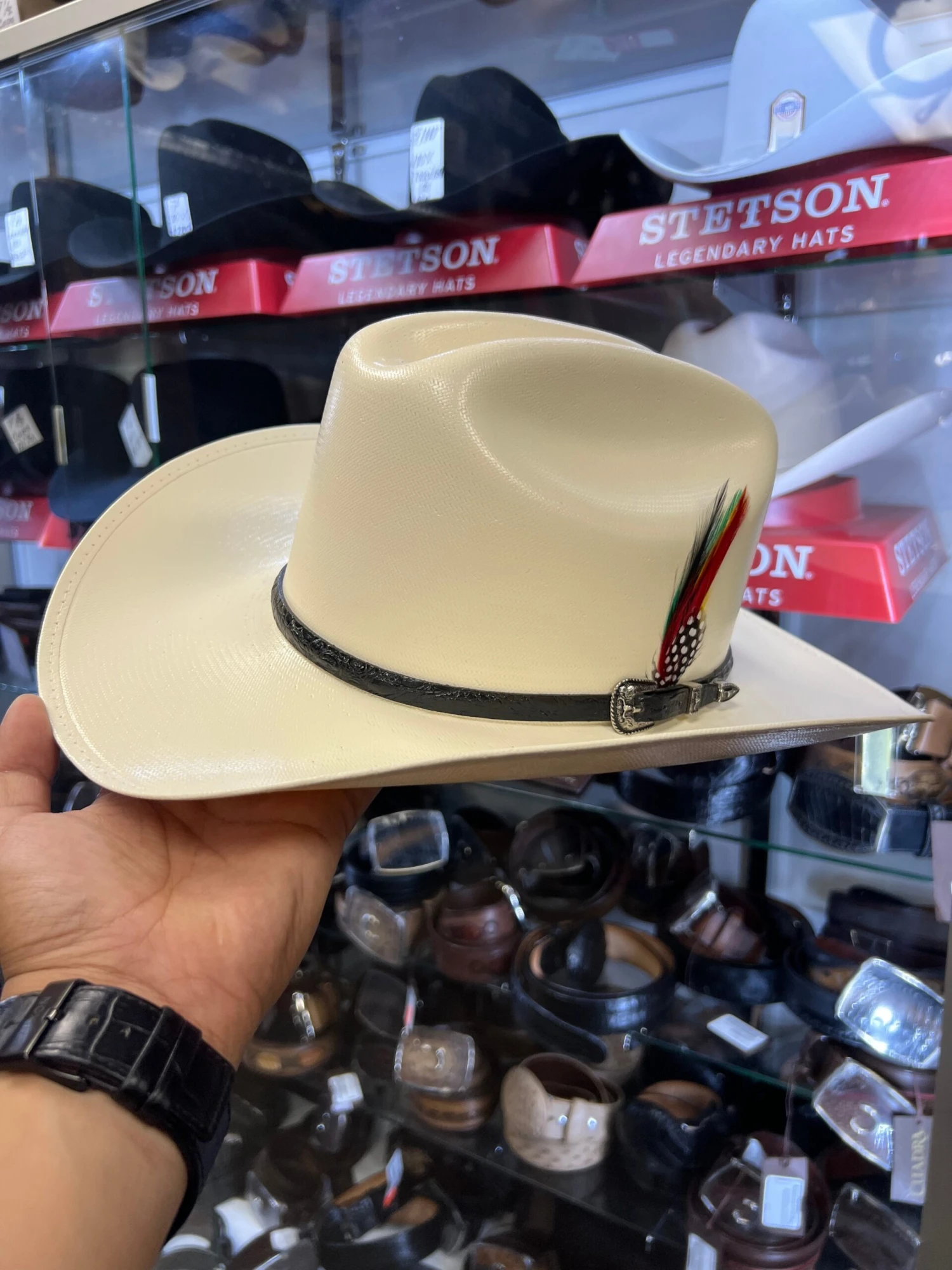 Cuernos Chuecos 150x Chaparral (Copa Chica Falda 3.5") Toquilla Negro 1 Cuernos Chuecos 150x Chaparral (Copa Chica Falda 3.5") Toquilla Negro